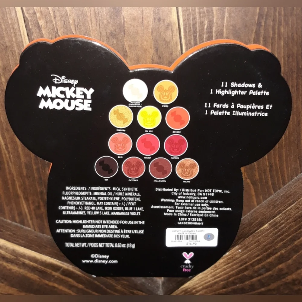 Disney  Mickey Mouse Halloween Pumpkin Eyeshadow & Highlighter Palette - Picture 2 of 5